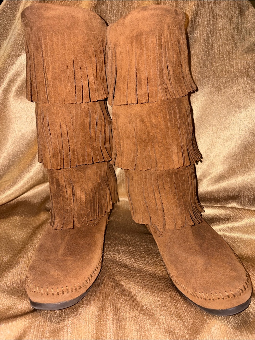 Minnetonka Brown Suede Tiered Fringe Heeled Boots. Only worn a few times